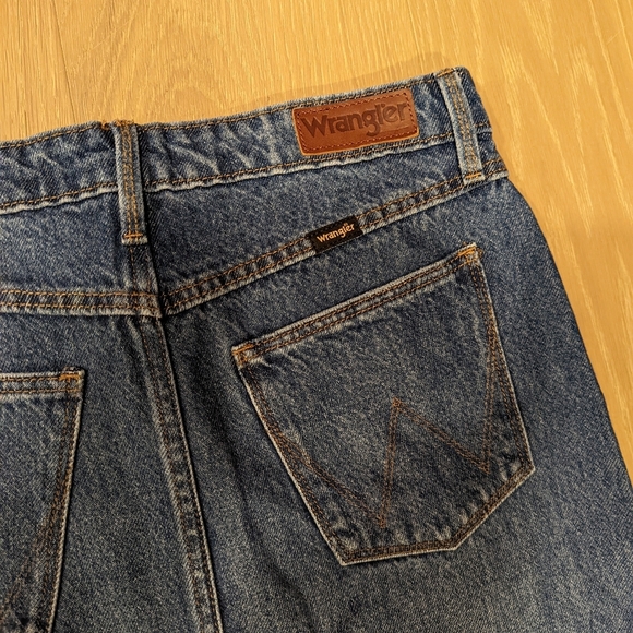 Women's Blue Denim Skirt - Picture 3 of 7